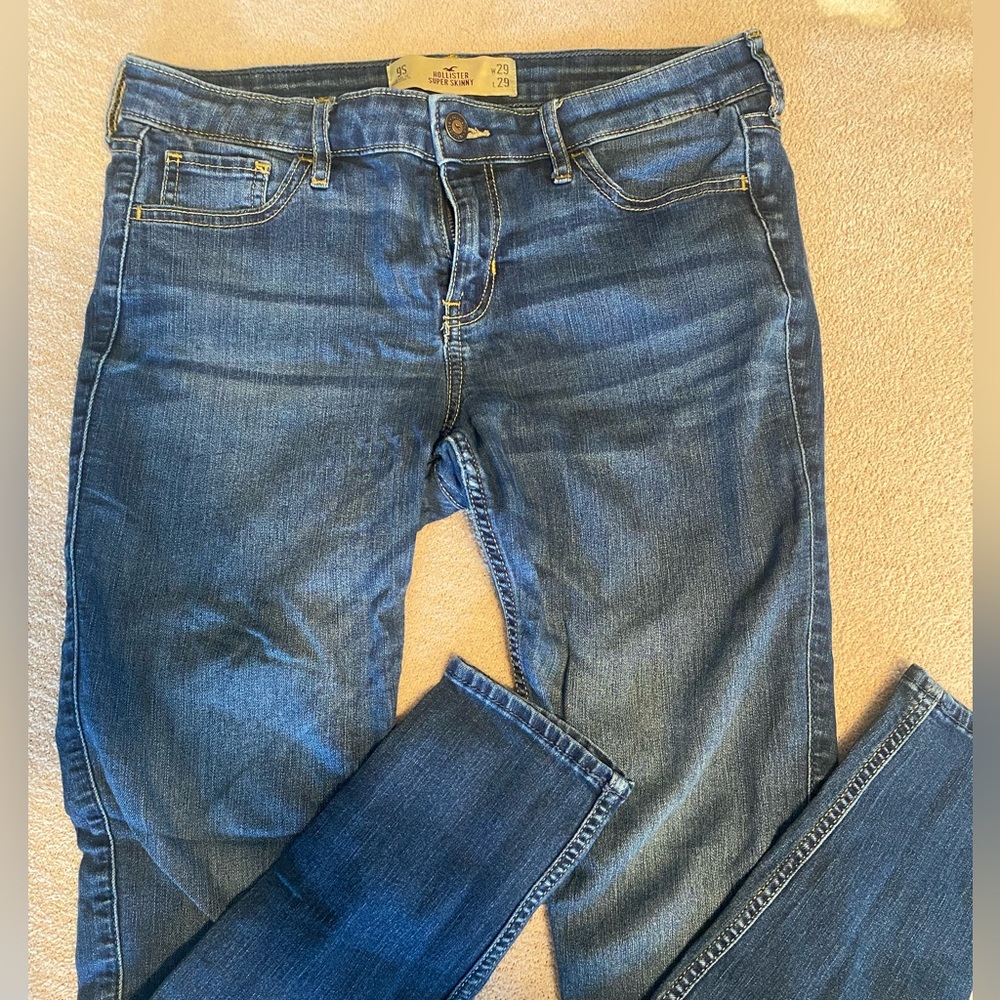 Hollister jeans